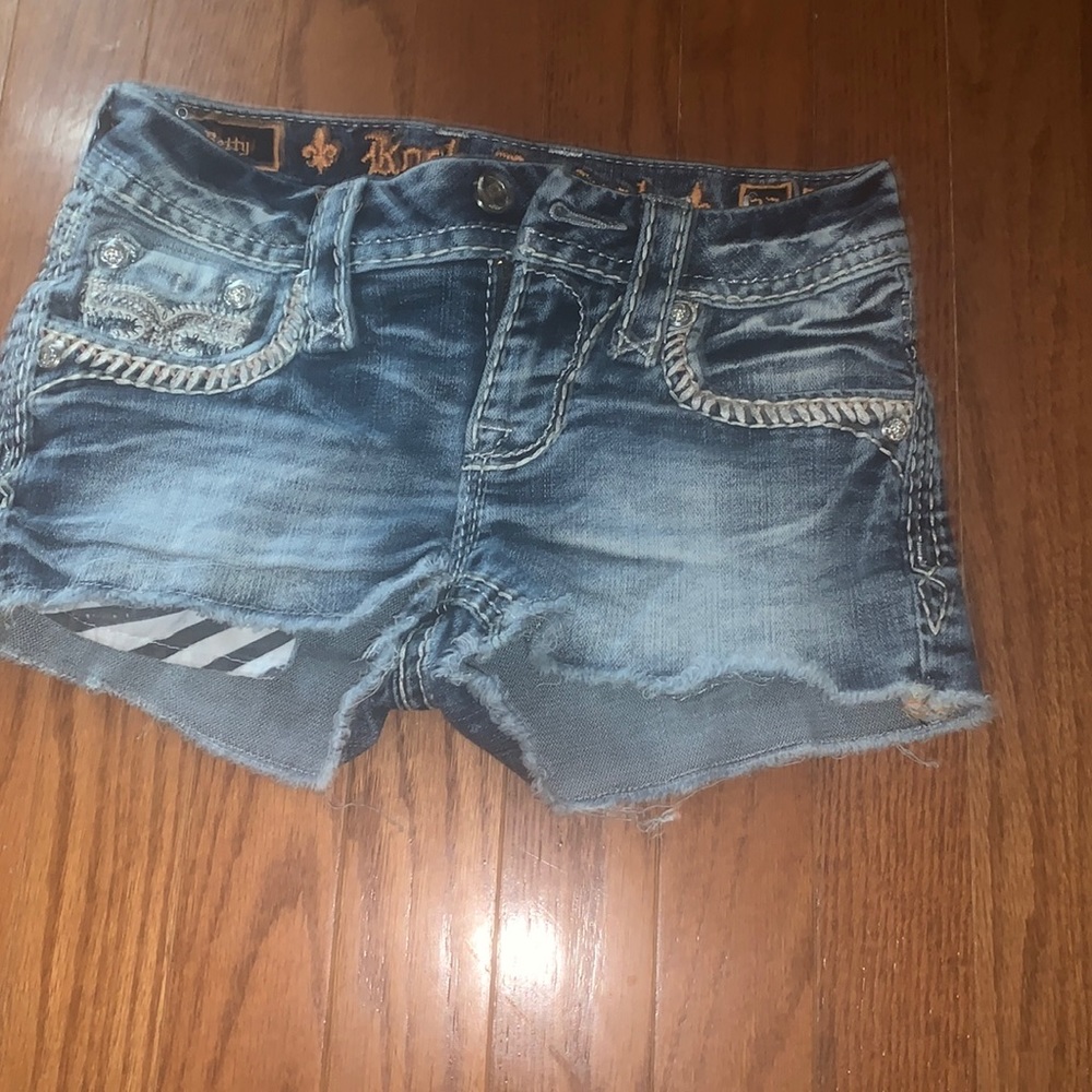 Rock revival shorts size 23